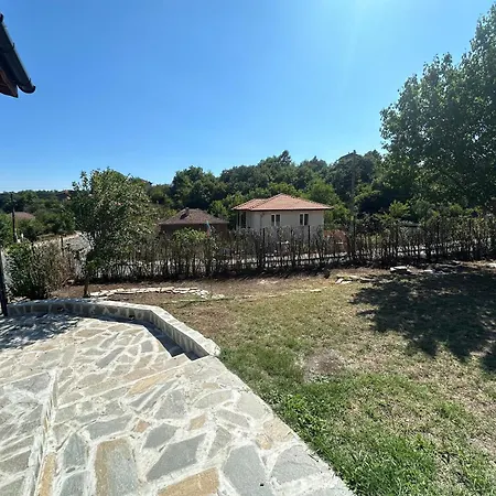 Vilă Teos